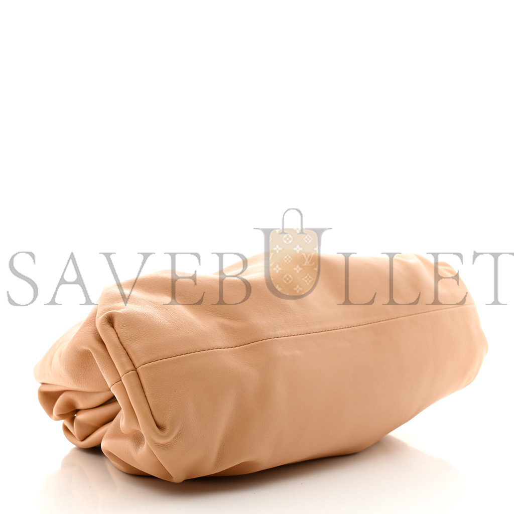 BOTTEGA VENETA CALFSKIN TEEN POUCH ALMOND (31*15*6cm) BOTTEGA VENETA CALFSKIN TEEN POUCH ALMOND (31*15*6cm)