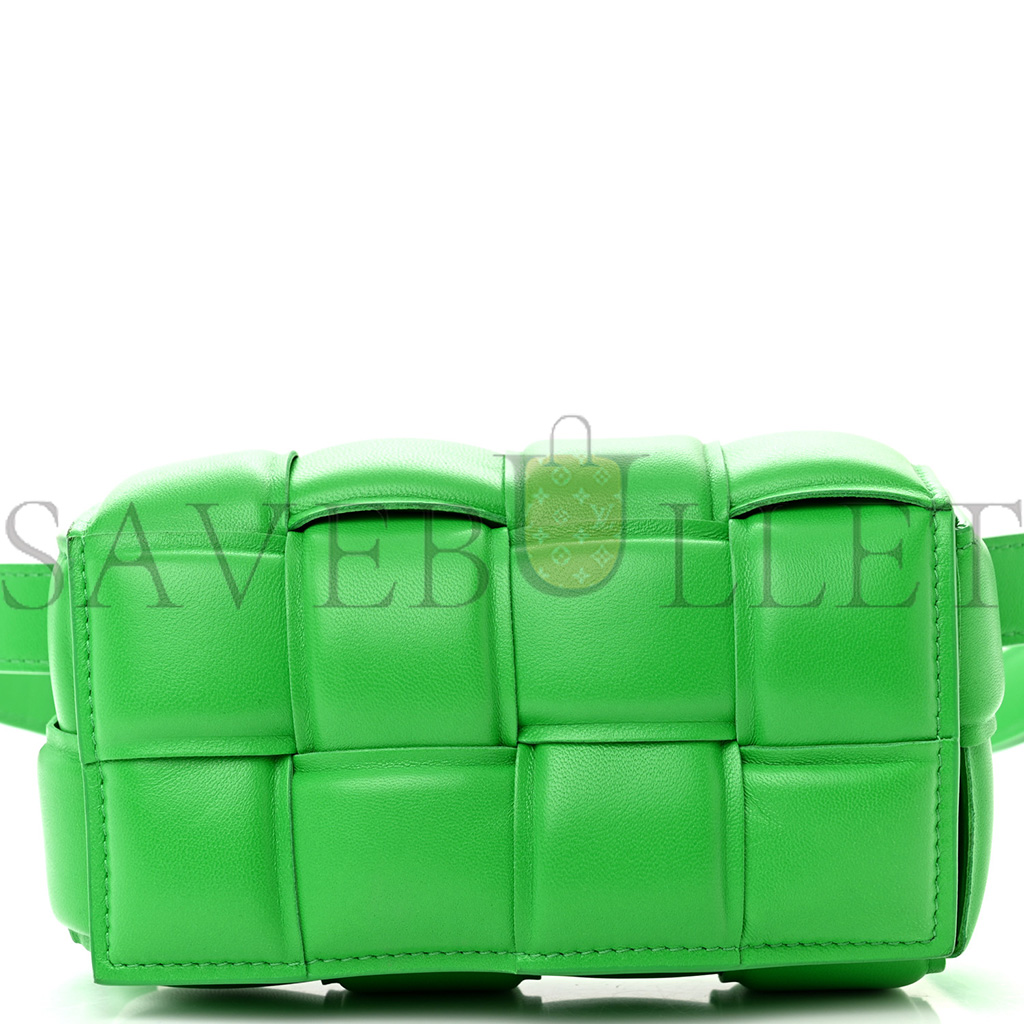 BOTTEGA VENETA NAPPA MAXI INTRECCIO PADDED THE BELT CASSETTE BAG PARAKEET (18*9*6cm) BOTTEGA VENETA NAPPA MAXI INTRECCIO PADDED THE BELT CASSETTE BAG PARAKEET (18*9*6cm)