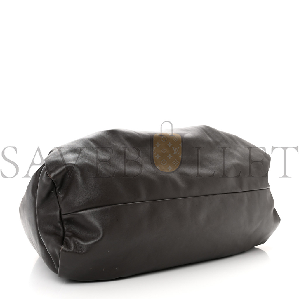 BOTTEGA VENETA SMOOTH BUTTER CALFSKIN LARGE THE SHOULDER POUCH BROWNIE (50*30*15cm) BOTTEGA VENETA SMOOTH BUTTER CALFSKIN LARGE THE SHOULDER POUCH BROWNIE (50*30*15cm)